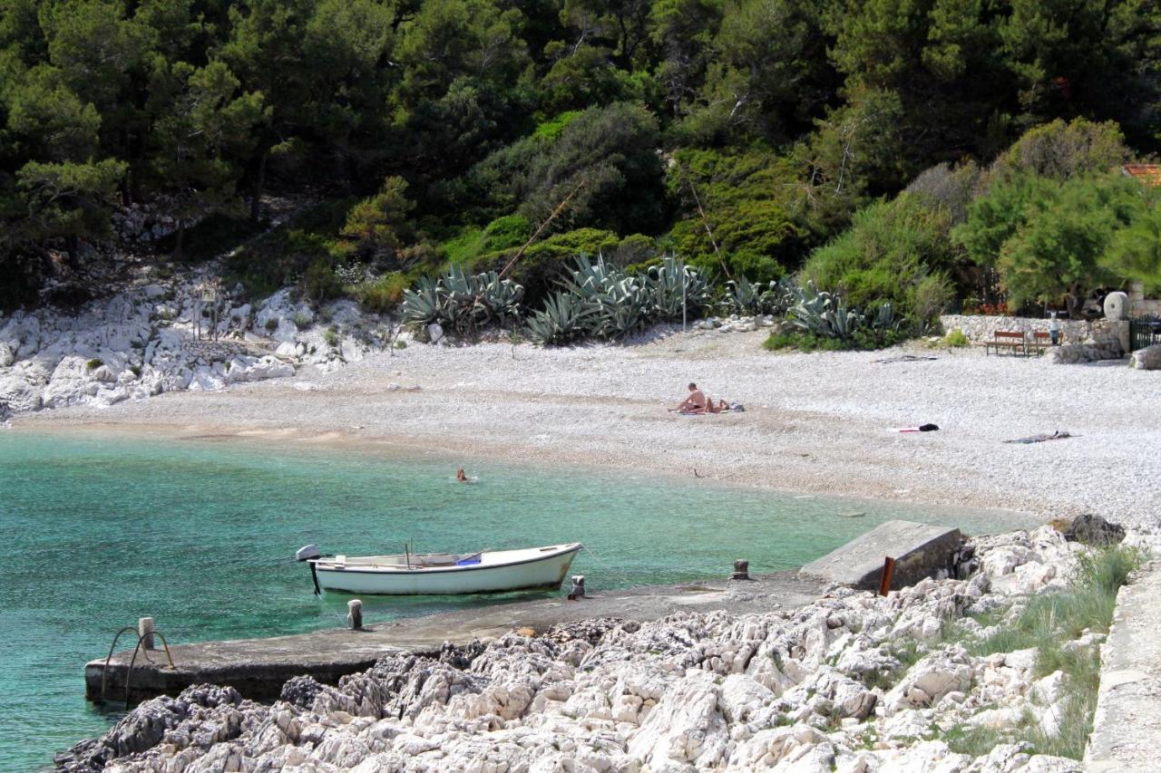 Apartments By The Sea Milna, Hvar - 12244 Milna (Hvar) Exterior foto